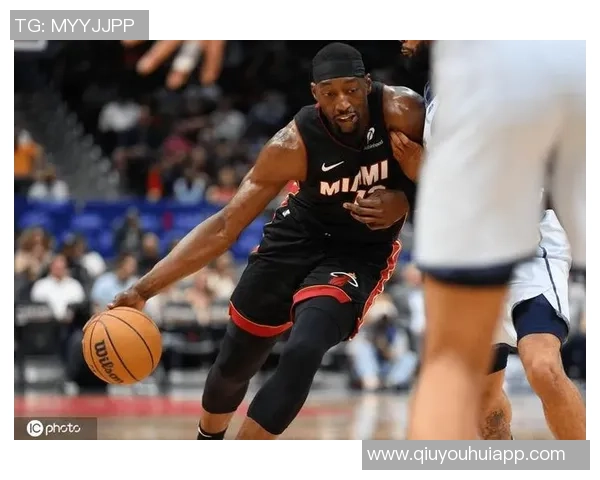 热火队宣布阿德巴约因右膝挫伤缺席本场比赛将不再回归